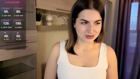 Snapshot of bernice_knight chatting on 10-06-25, 02:14 Maria online show from 10-06-25, 02:14