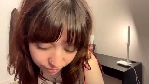 Snapshot of bernitaazen chatting on 07-28-26, 08:52 Lucy online show from 07-28-26, 08:52
