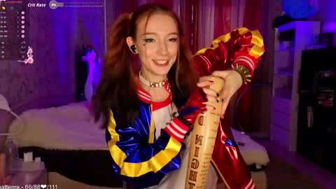 Snapshot of berrryjelly chatting on 10-26-25, 11:16 Hi Im NikaComing back online on Monday 3 online show from 10-26-25, 11:16