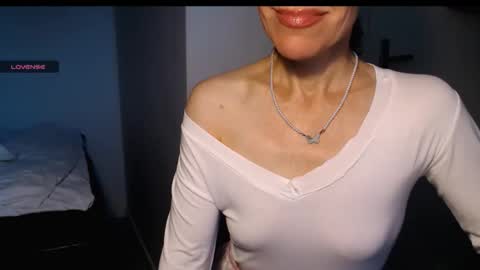 berry2024 online show from 09-26-25, 05:33