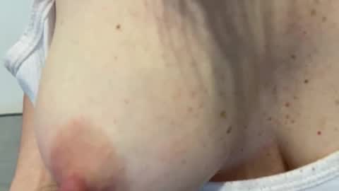 Victoria but call me Vicky online show from 06-10-26, 04:17