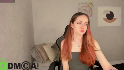 Berta  online show from 10-14-25, 01:17