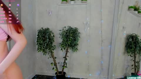 Snapshot of berta_kelly chatting on 05-15-26, 10:50 Berta online show from 05-15-26, 10:50