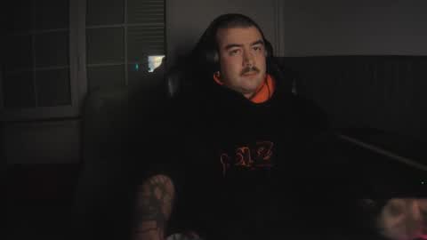 Snapshot of berto3389 chatting on 01-11-26, 01:43 berto3389 online show from 01-11-26, 01:43