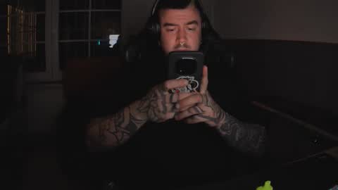 Snapshot of berto3389 chatting on 04-06-26, 12:30 berto3389 online show from 04-06-26, 12:30