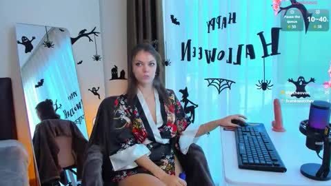 Alice online show from 10-26-25, 12:49