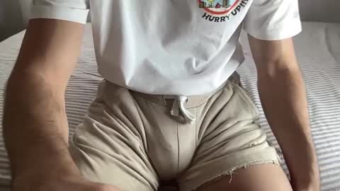 Snapshot of bestdick1991 chatting on 09-09-25, 03:44 BEST online show from 09-09-25, 03:44