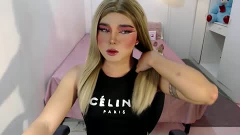 bestgirljulia online show from 09-30-25, 08:47