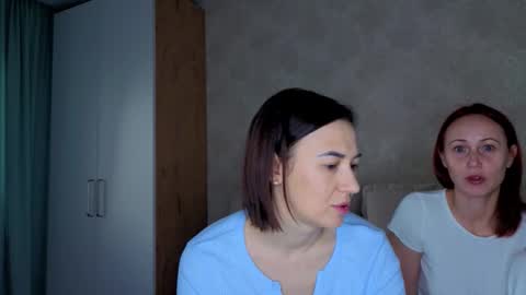 Snapshot of bestgirls2021 chatting on 12-01-25, 03:00 Hellen and Natali online show from 12-01-25, 03:00