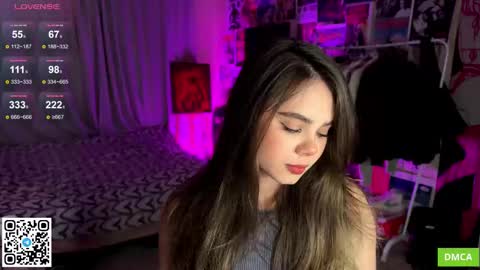 Emily  Stream every day  online show from 10-10-25, 05:34