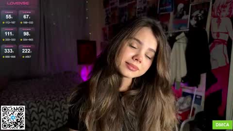 Emily  Stream every day  online show from 10-13-25, 06:19