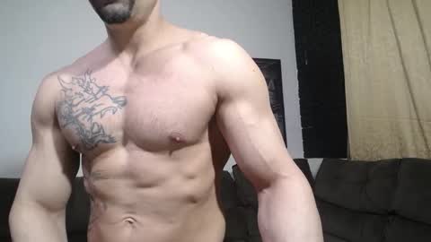 Snapshot of bestmuscle chatting on 11-25-25, 04:56 bestmuscle online show from 11-25-25, 04:56