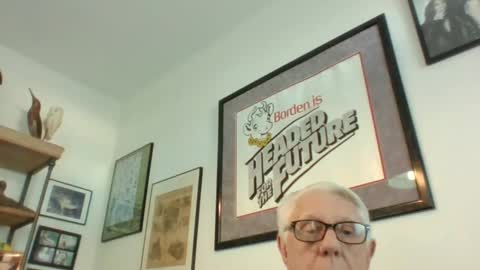 Snapshot of bestshot1951 chatting on 12-12-24, 08:10 bestshot1951 online show from 12-12-24, 08:10