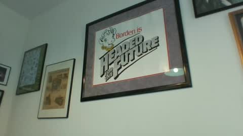 Snapshot of bestshot1951 chatting on 12-16-24, 02:05 bestshot1951 online show from 12-16-24, 02:05