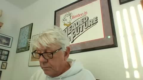 Snapshot of bestshot1951 chatting on 01-07-25, 01:14 bestshot1951 online show from 01-07-25, 01:14