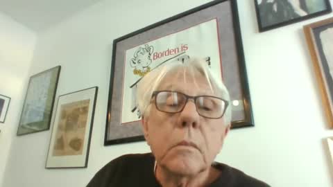 Snapshot of bestshot1951 chatting on 01-15-25, 08:26 bestshot1951 online show from 01-15-25, 08:26