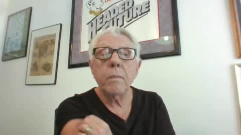 Snapshot of bestshot1951 chatting on 02-17-25, 06:15 bestshot1951 online show from 02-17-25, 06:15