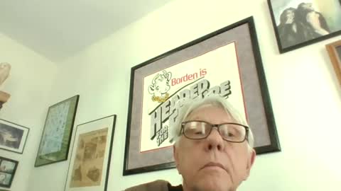 Snapshot of bestshot1951 chatting on 02-18-25, 03:43 bestshot1951 online show from 02-18-25, 03:43