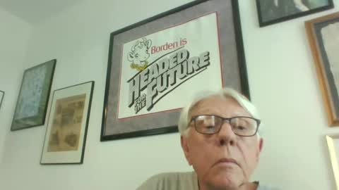 Snapshot of bestshot1951 chatting on 09-09-25, 02:49 bestshot1951 online show from 09-09-25, 02:49