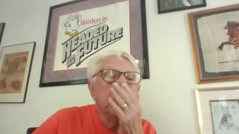 Snapshot of bestshot1951 chatting on 09-15-25, 02:06 bestshot1951 online show from 09-15-25, 02:06