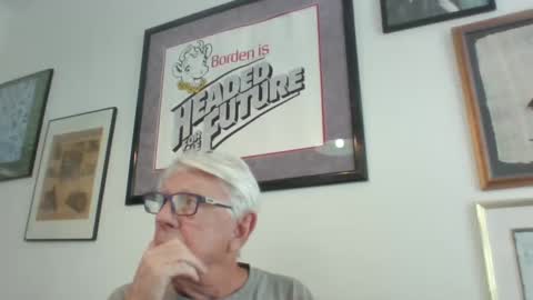 Snapshot of bestshot1951 chatting on 09-29-25, 02:00 bestshot1951 online show from 09-29-25, 02:00