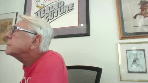 Snapshot of bestshot1951 chatting on 10-01-25, 03:07 bestshot1951 online show from 10-01-25, 03:07