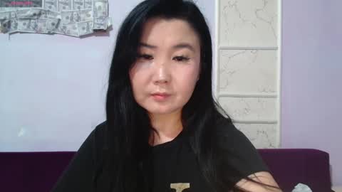 Snapshot of bet_lu chatting on 04-26-26, 10:02 Bet Lu online show from 04-26-26, 10:02