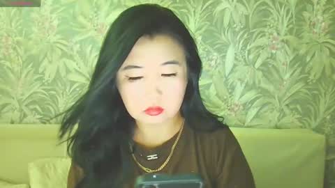 Snapshot of bet_lu chatting on 07-18-26, 06:06 Bet Lu online show from 07-18-26, 06:06