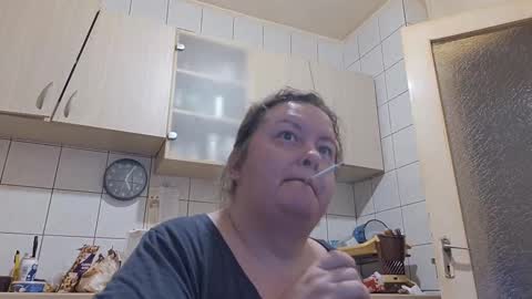 bethnorth online show from 09-23-25, 02:03