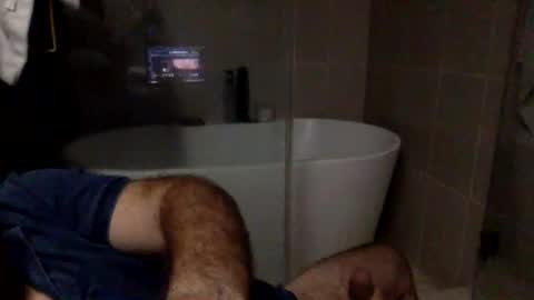 Snapshot of betoooox chatting on 02-14-26, 09:39 Virtual Gentleman online show from 02-14-26, 09:39