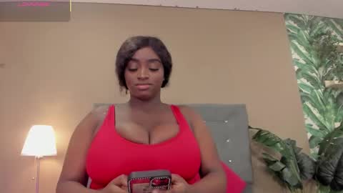 Snapshot of betsybennet chatting on 01-07-26, 10:23 BETSY online show from 01-07-26, 10:23