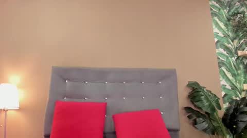 Snapshot of betsybennet chatting on 02-01-26, 05:22 BETSY online show from 02-01-26, 05:22