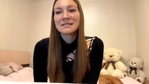 Snapshot of bettietollefson chatting on 01-11-26, 07:19 Mia online show from 01-11-26, 07:19