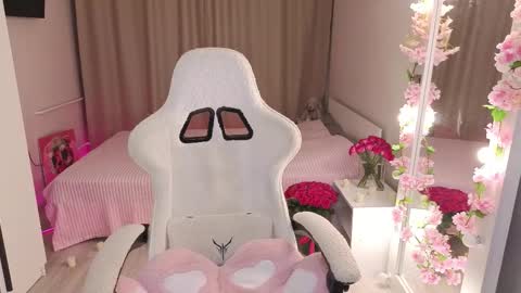 Betty online show from 10-25-25, 02:24