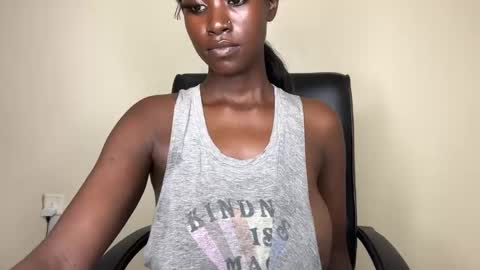 Snapshot of betty_fire_ chatting on 01-27-25, 11:54 Adah online show from 01-27-25, 11:54