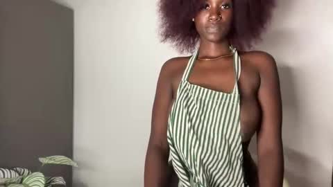 Snapshot of betty_fire_ chatting on 10-25-25, 01:02 Adah online show from 10-25-25, 01:02