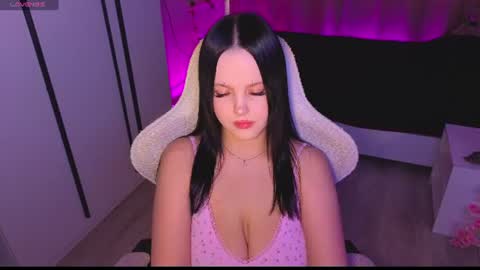 Snapshot of betty_lioren chatting on 07-23-26, 12:47 betty_lioren online show from 07-23-26, 12:47