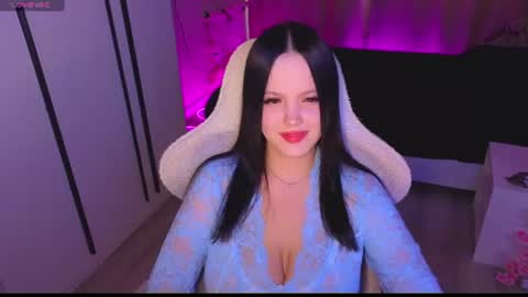 Snapshot of betty_lioren chatting on 07-24-26, 01:42 betty_lioren online show from 07-24-26, 01:42