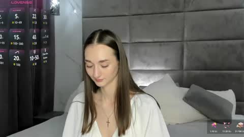 Kelly online show from 06-16-26, 02:03