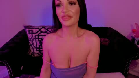 NatashaxoBangs online show from 03-03-25, 01:31