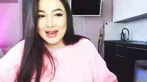 Snapshot of bettyboom13 chatting on 01-19-25, 12:39 Betty online show from 01-19-25, 12:39