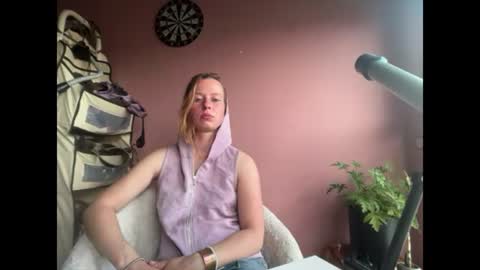 Betty online show from 07-19-26, 06:22