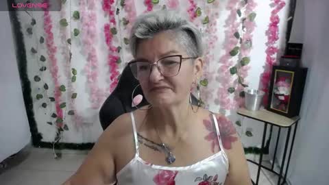 bibiana online show from 02-18-25, 08:27