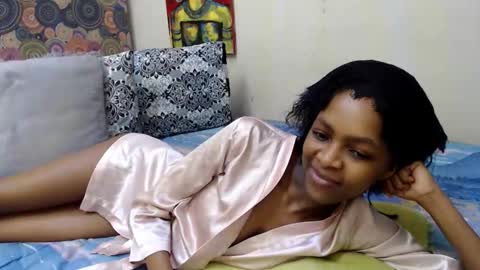 Snapshot of betzleexoxo chatting on 06-04-26, 06:25 betzleexoxo online show from 06-04-26, 06:25