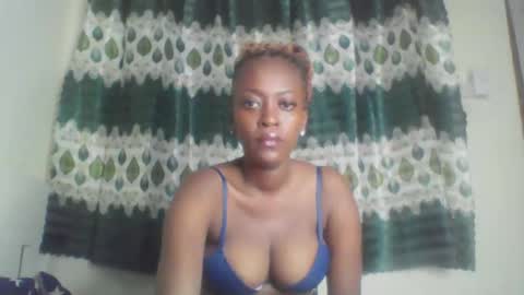 Snapshot of beutymelanin chatting on 05-12-26, 08:33 beutymelanin online show from 05-12-26, 08:33