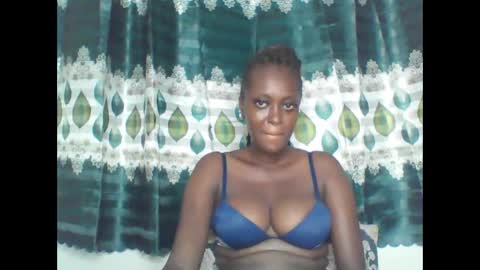 Snapshot of beutymelanin chatting on 05-25-26, 01:06 beutymelanin online show from 05-25-26, 01:06
