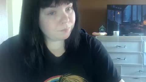 Snapshot of beverlybell chatting on 10-28-25, 08:00 Beverly Bell online show from 10-28-25, 08:00