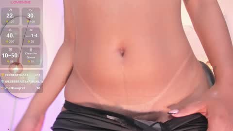 Snapshot of beverlyy_johnson chatting on 05-23-26, 04:18 beverlyy johnson online show from 05-23-26, 04:18