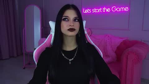 Beverly online show from 11-12-25, 06:08