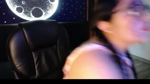 Snapshot of beyota_11 chatting on 11-02-25, 11:45 beyota online show from 11-02-25, 11:45